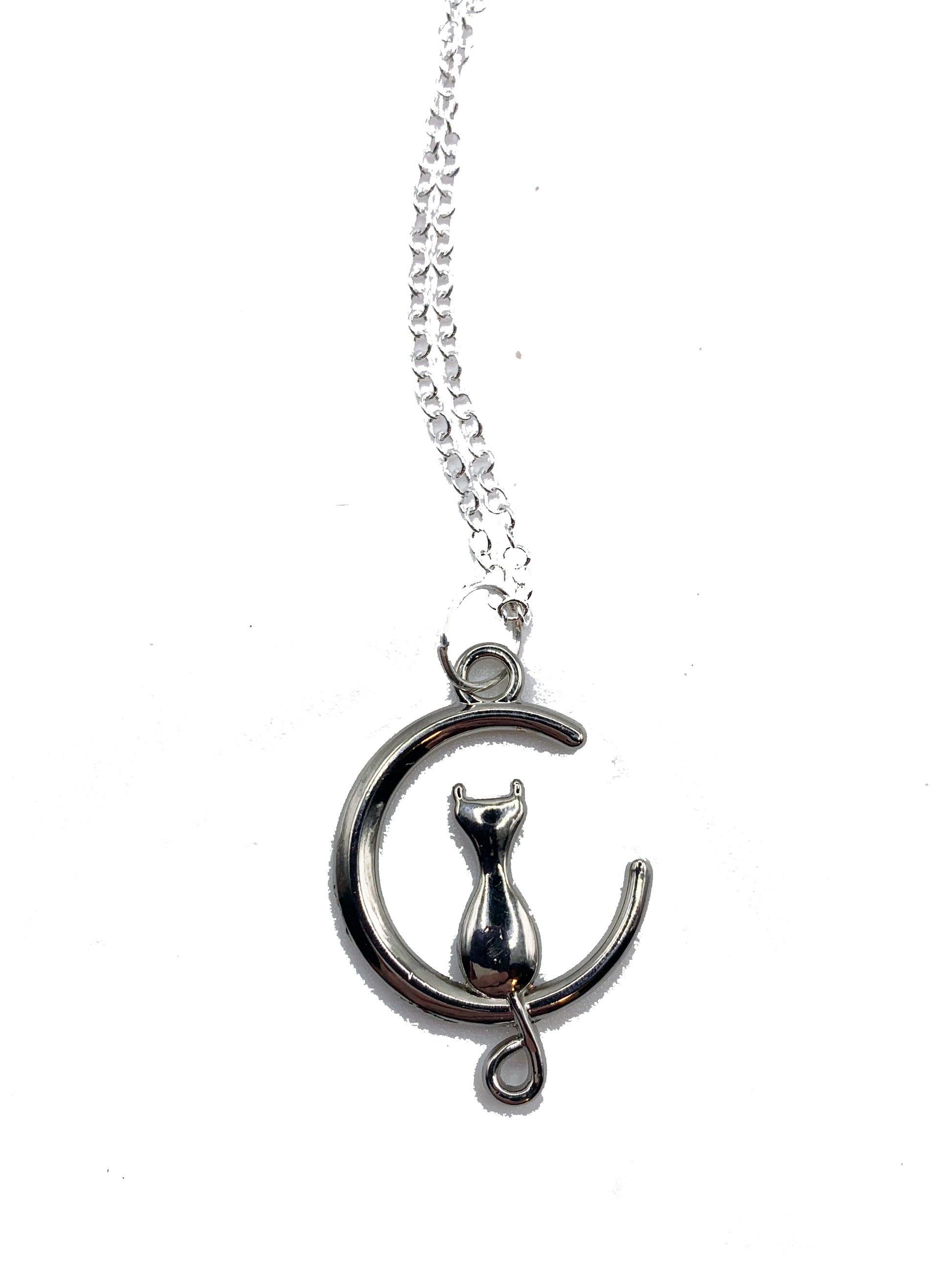 The Familiar Necklace - A Cat Sitting on the Moon - Moonlight Potions & Charms